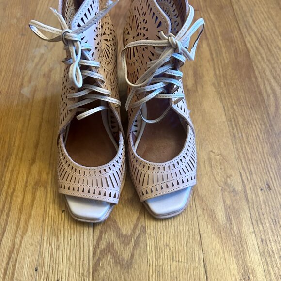 Jeffrey Campbell Rodillo Lace Up Perforated Leather Wedges Heels 7 - Picture 3 of 13